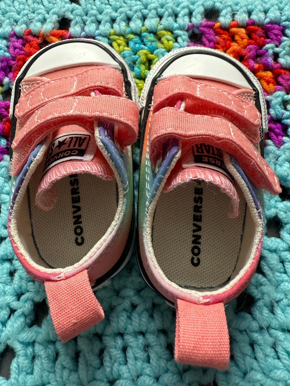 Baby Rainbow Converse - Picture 5 of 12